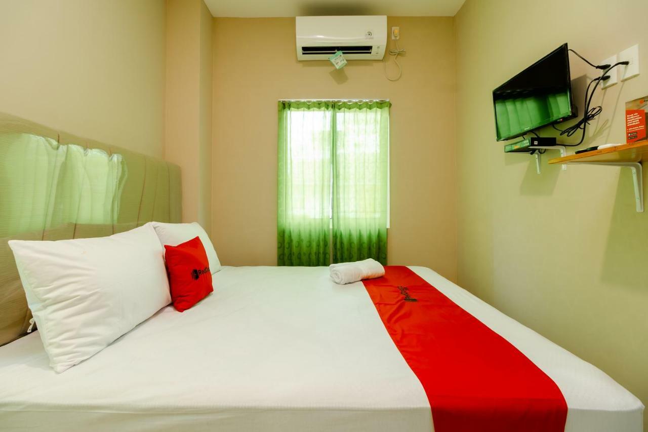 Hotel Reddoorz Syariah @ Panglima Polem Aceh Banda Aceh Esterno foto